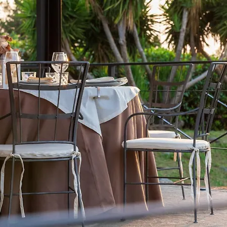 Residenza D'epoca Pietra Di Ponente Landhaus Ciampino