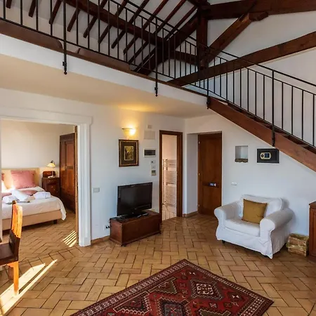 Residenza D'epoca Pietra Di Ponente * Ciampino