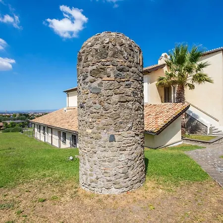 Residenza D'epoca Pietra Di Ponente Landhaus Ciampino