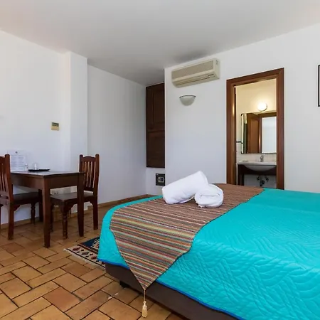 Residenza D'epoca Pietra Di Ponente *