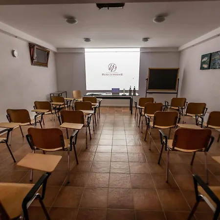 Landhaus Residenza D'epoca Pietra Di Ponente Ciampino